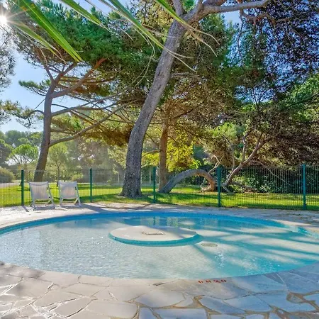 Appart hôtel La Badine 5p Piscine Clim Jacuzzi Parc Luxuriant Hyères