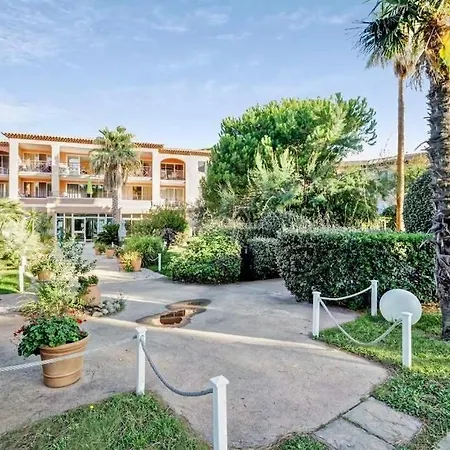 La Badine Aparthotel