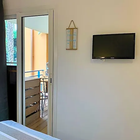 La Badine Appartement 5 Personnes Avec Balneo Et Clim 4* Hyeres
