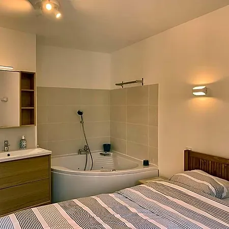La Badine Appartement 5 Personnes Avec Balneo Et Clim