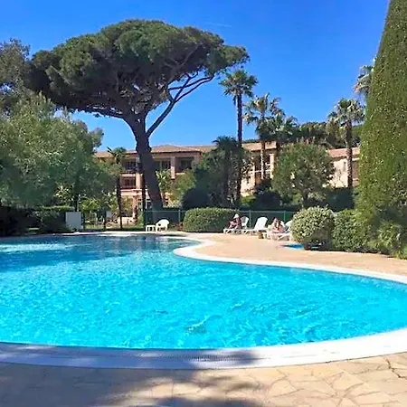 Апарт-отель La Badine Appartement 5 Personnes Avec Balneo Et Clim Йер