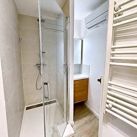 La Badine Appartement 5 Personnes Avec Balneo Et Clim Aparthotel 4*